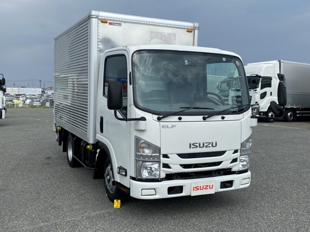 公式写真 オンライン ファンミーティングのDVD Amazon.co.jp: NMIXX DVD