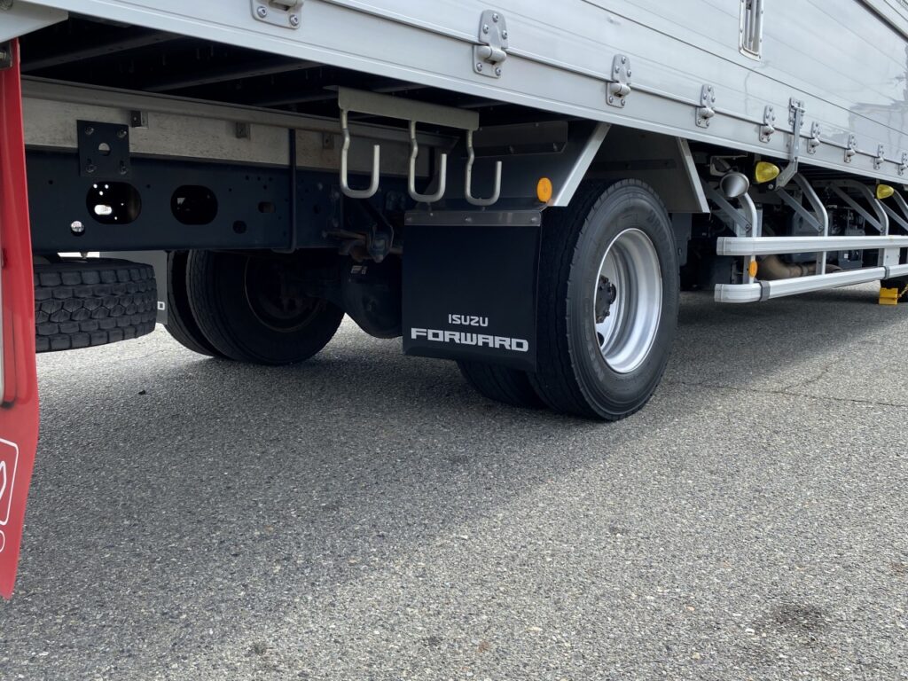 激レア　英語版　　isuzu track 輸出　カタログ 激レア 英語版 isuzu track 輸出 カタログ 激レア 英語版 isuzu