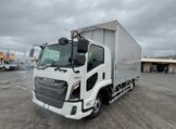 【 特選新車 】フォワード　アルミウイング　格納式パワーゲート付　ワイドの画像